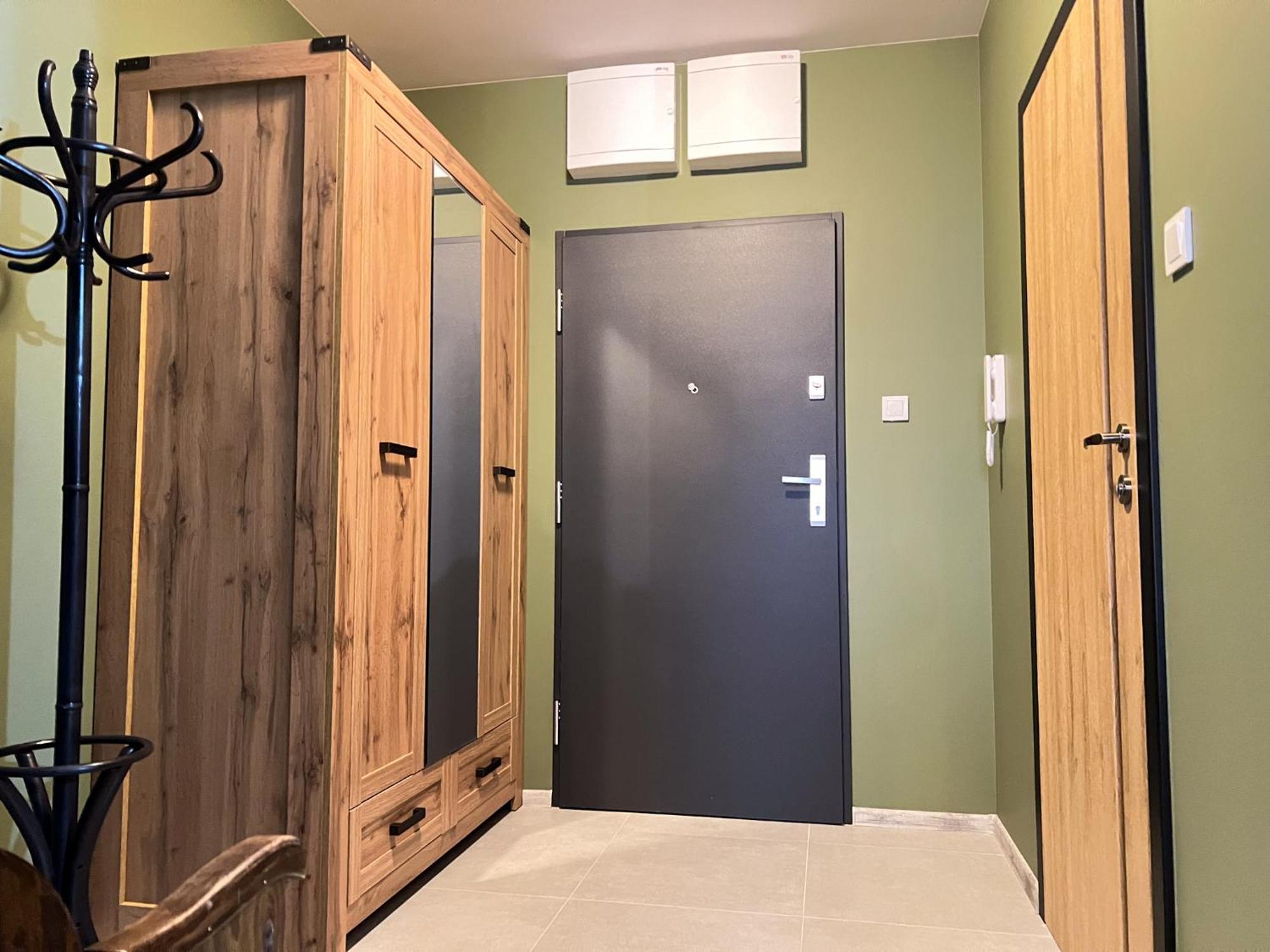 Ksiezy Mlyn Point - Bezplatny Garaz - Klimatyzacja - Fv Apartment *